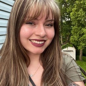 Meet your Posher, Maggie